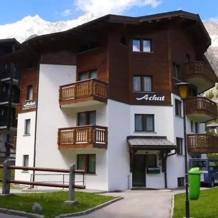 Fewosaasfee - Idealer Standort Im Sommer Und Winter